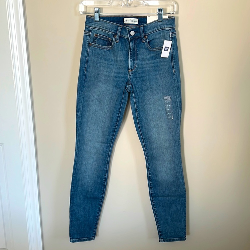 NWT Gap skinny jean